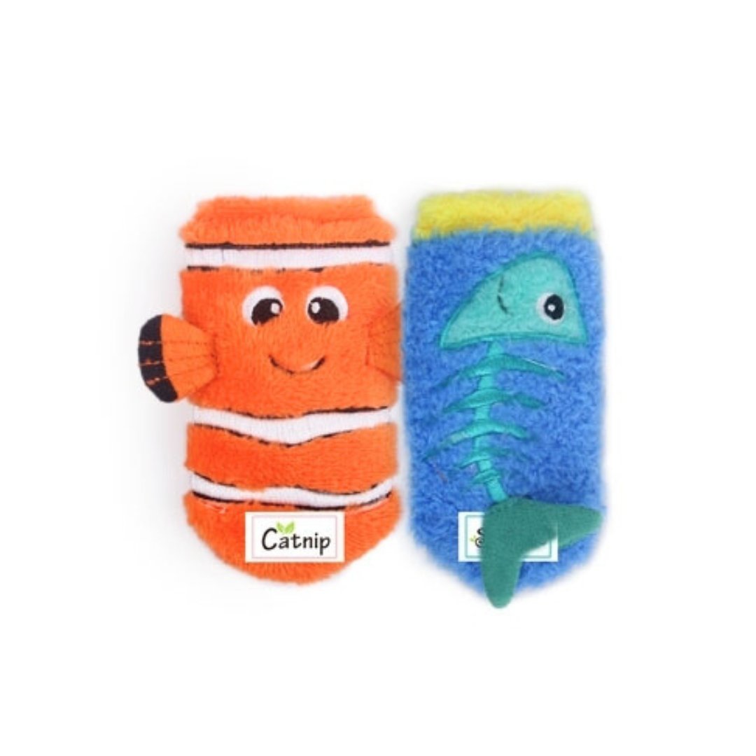 All For Paws Cuddler Sea Sock Cat Toy is designed in the shape of socks that your cat will love. It comes with a catnip inside to entice your furry friend further - Full.