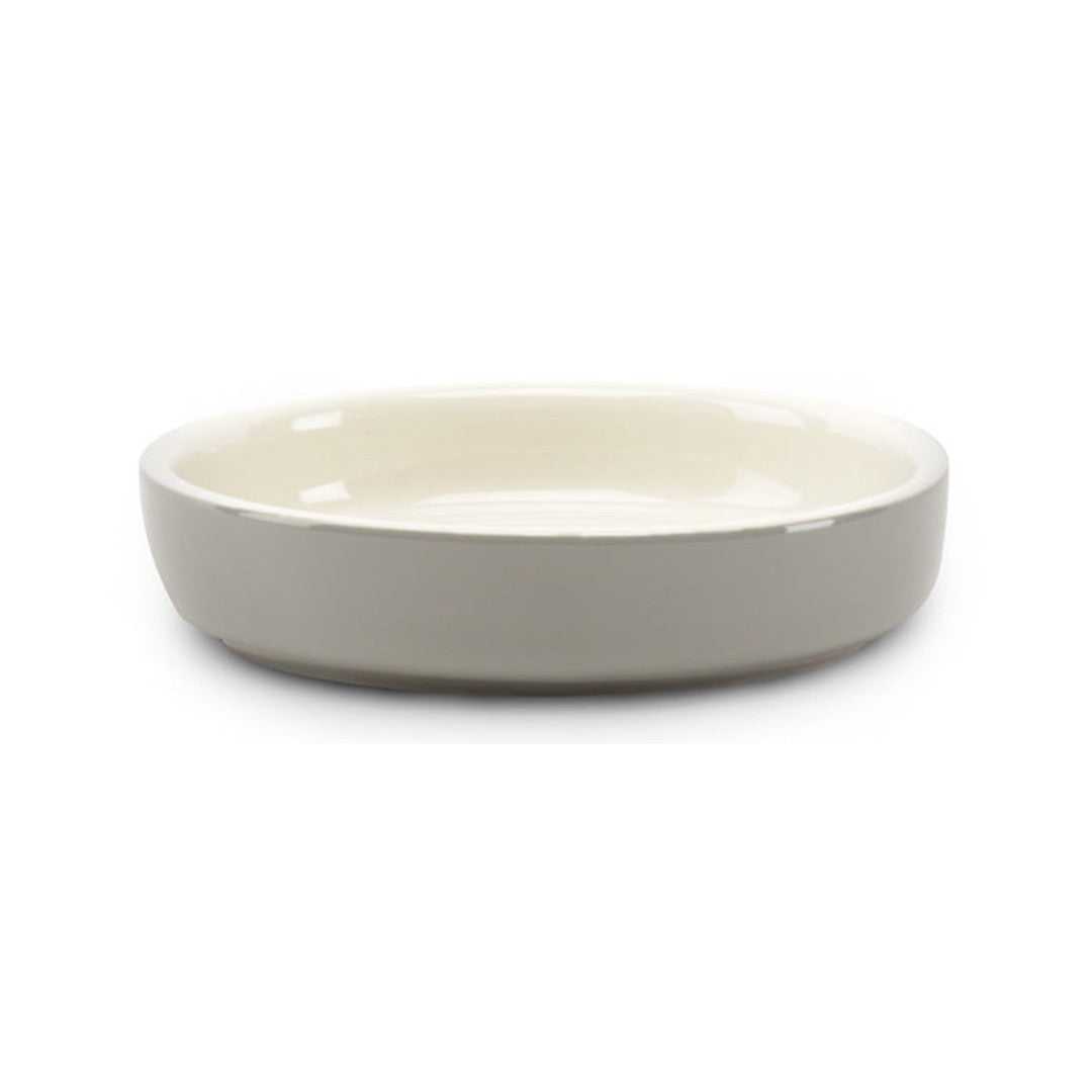 Elevate your pet's dining experience with the Scruffs Classic Pet Saucer—a perfect blend of classic charm and modern convenience.