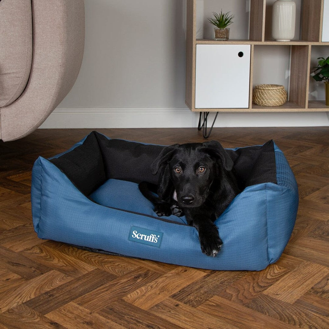 Scruffs Expedition Box Dog Bed – Water-Resistant and Durable Dog Bed for Outdoor Adventures - Color Blue