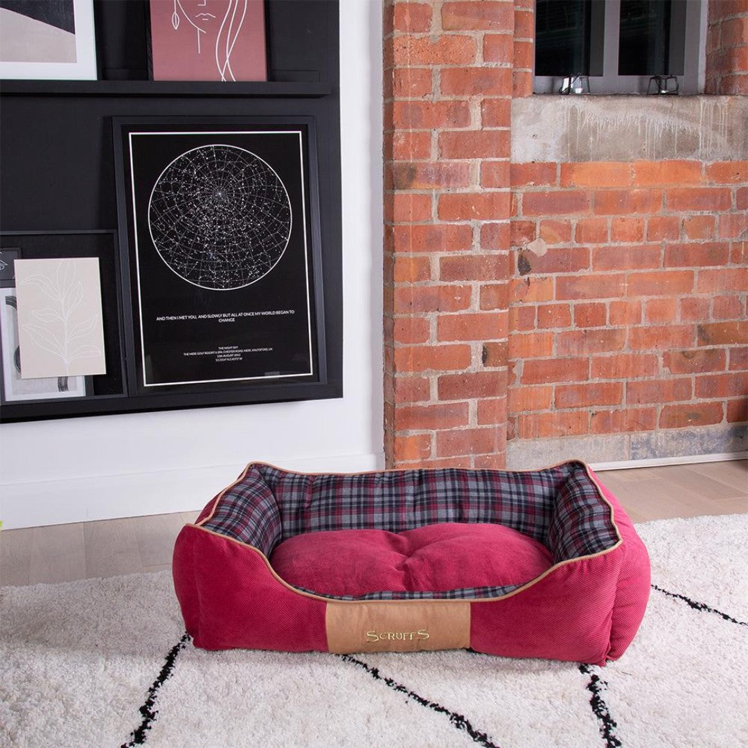 Introducing the Scruffs® Cool Dog Mat, meticulously designed to provide unparalleled relief for your pet in the sweltering heat. REd