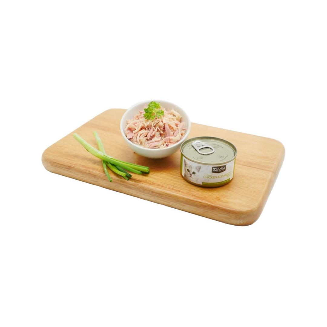 Kit Cat Chicken & Seafood Cat Wet Food has been formulated by our nutritionists, who are also cat lovers, using carefully selected natural ingredients without any added colors or preservatives.