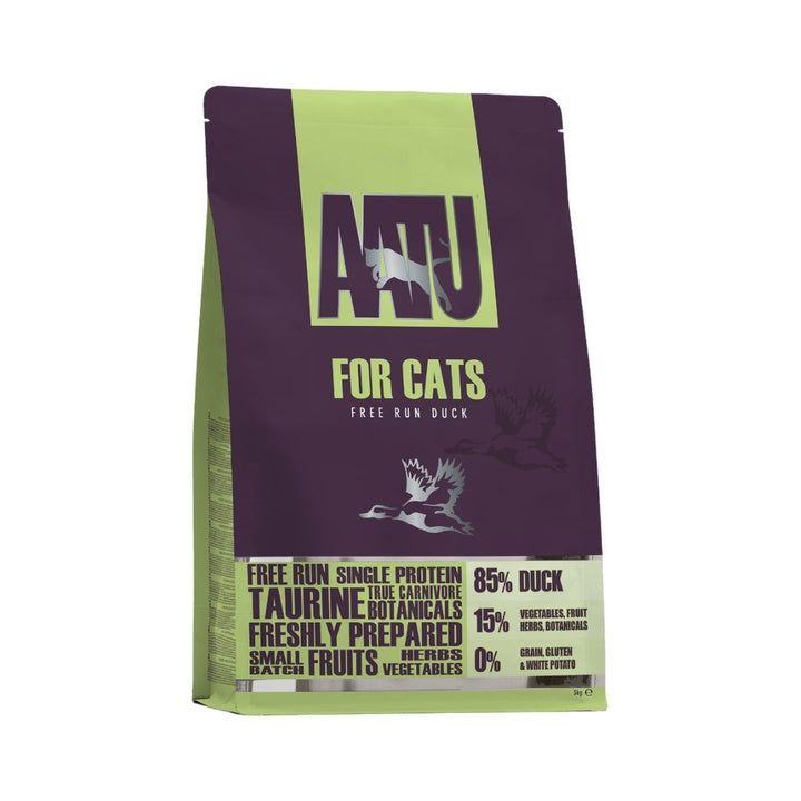 AATU Free Run Duck Dry Cat Food 3kg front packaging showcasing 85% free-run duck, grain-free formula, and SUPER-8 blend. Available in Dubai and UAE at Petz.ae.