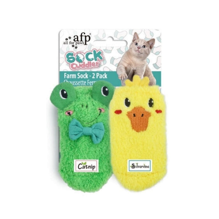 All For Paws Cuddler Farm Sock Cat Toy is a set of 2 designed in the shape of socks that your cat will love. It comes with a catnip inside to entice your furry friend further