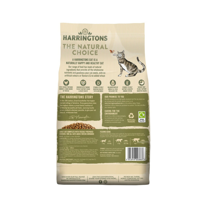 Harringtons Complete Chicken Adult Dry Cat Food is specially formulated for cats aged 8 weeks and above Back Bag. 