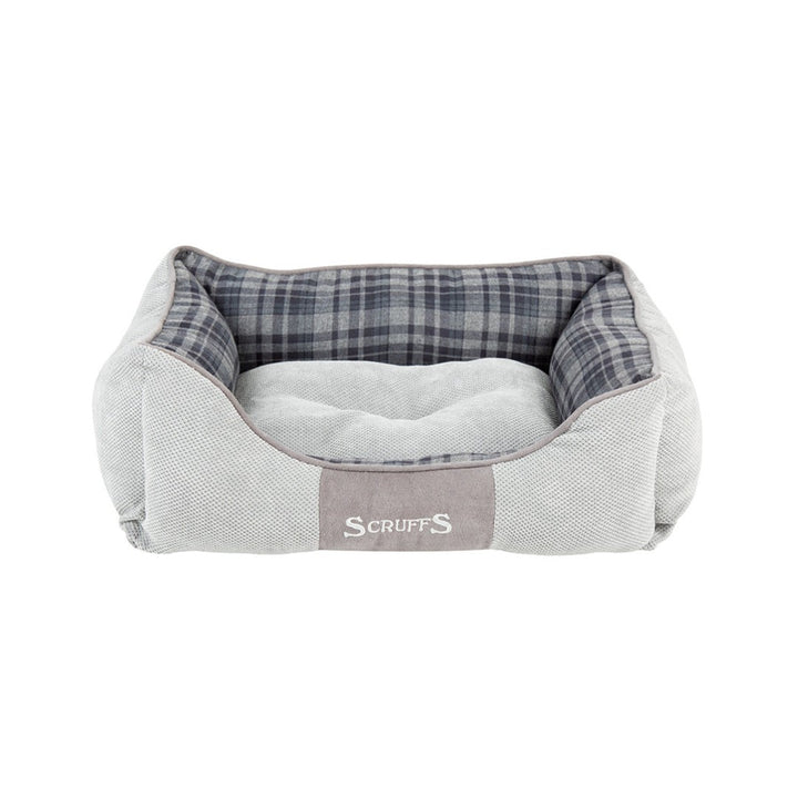 Elevate your pet's comfort with the Scruffs Highland Box Dog Bed – where luxury meets functionality. Choose this bed for a harmonious blend of design and durability.