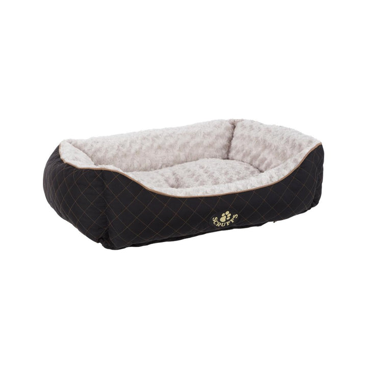 The Scruffs® Wilton dog bed collection combines style and comfort to create the perfect haven for your furry friend. They are crafted with a quilted outer fabric in a charming diamond pattern. Black