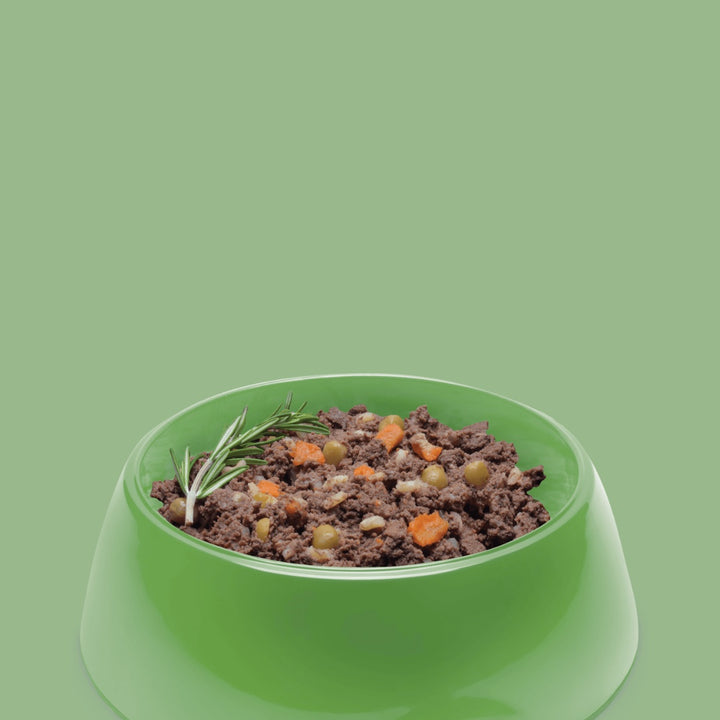 Symply Lamb with Brown Rice & Veg Wet Dog Food - Food Photo