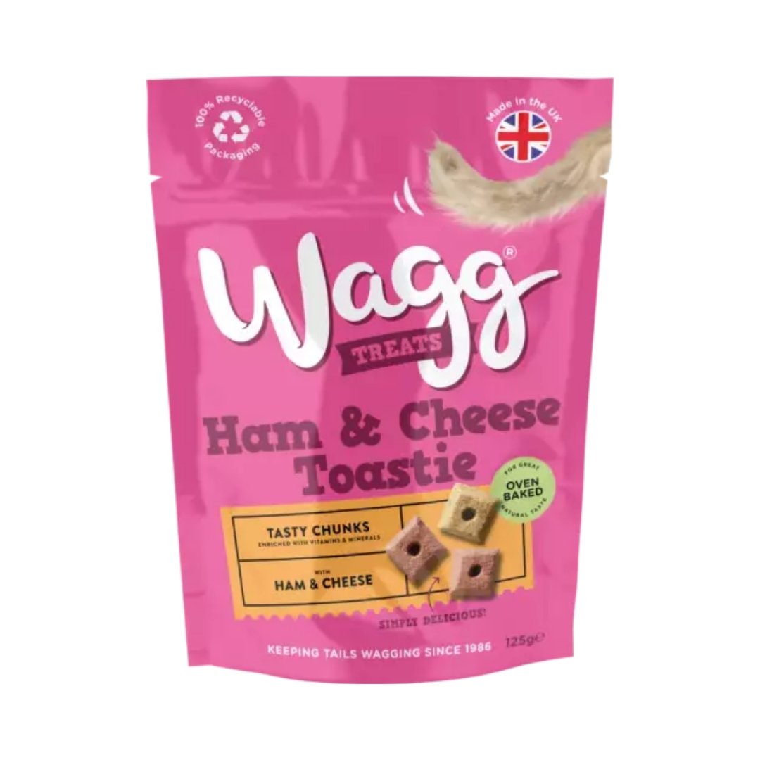 Wagg Ham & Cheese Toastie Tasty Chunks Oven Baked Dog Treats 125 g pack