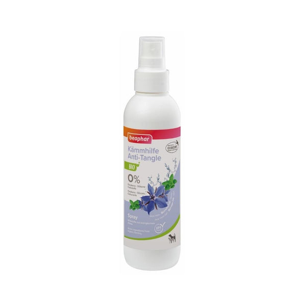 Beaphar Bio Cosmetic makes grooming easier by restoring the suppleness of your pet's coat. It is enriched with organic borage oil and mint and contains aloe vera gel.