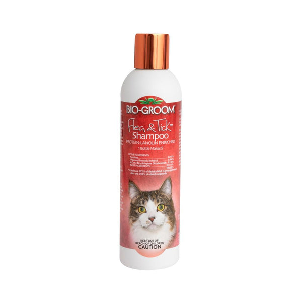Bio-Groom Flea and Tick shampoo for cats is a conditioning shampoo concentrate that contains Pyrethrins for effective flea, lice, and tick control.