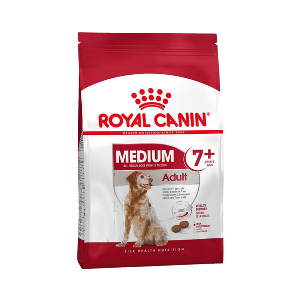 Choose ROYAL CANIN® Medium Adult 7+ for a delicious, nutritionally advanced option that ensures your mature medium-breed companion enjoys a healthy and fulfilling life. 